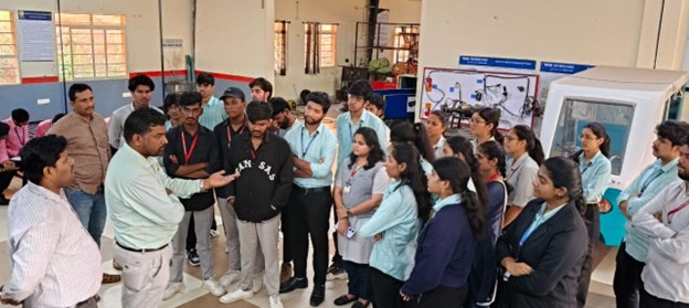 SoM Activity Day (Photo 16)